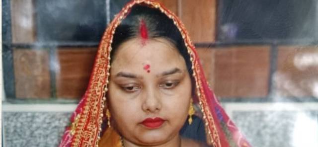 मुड़ेराकला में महिला की संदिग्ध मौत, गला दबाकर हत्या का आरोप
